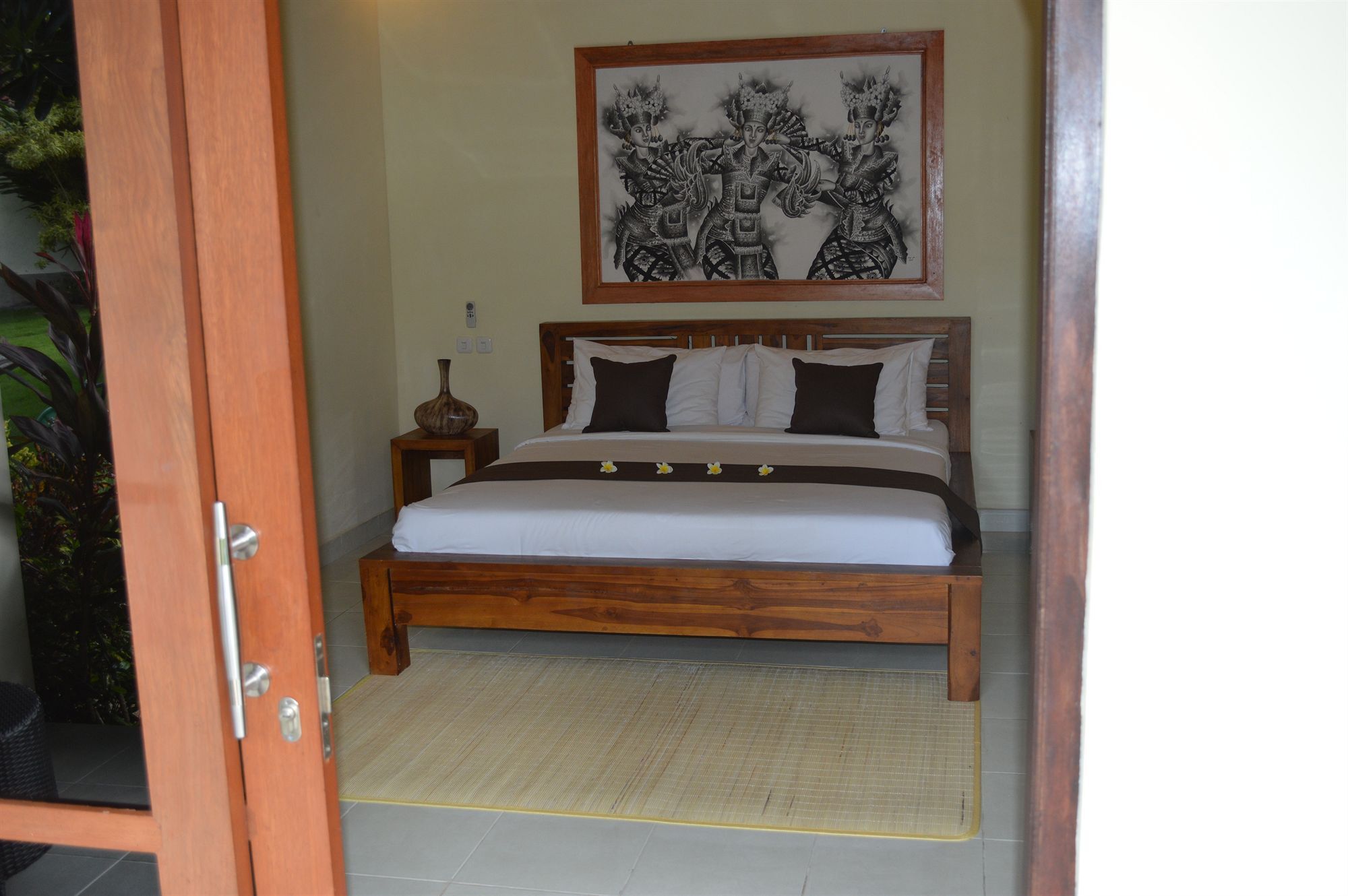 Ocean Sun Dive Resort Tulamben  Exterior photo