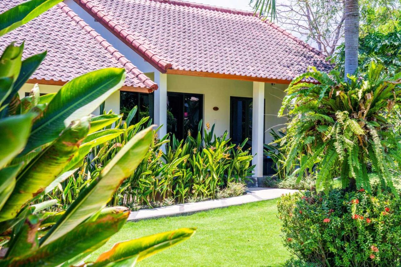 Ocean Sun Dive Resort Tulamben  Exterior photo